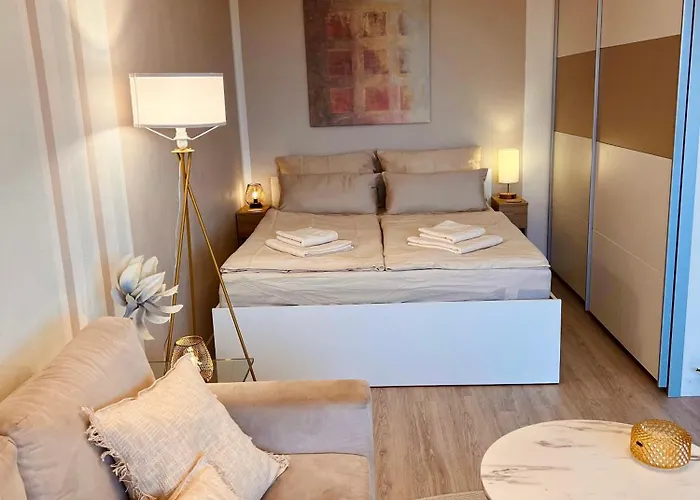 Apartmán Penthouse With Terrace Near Audi *